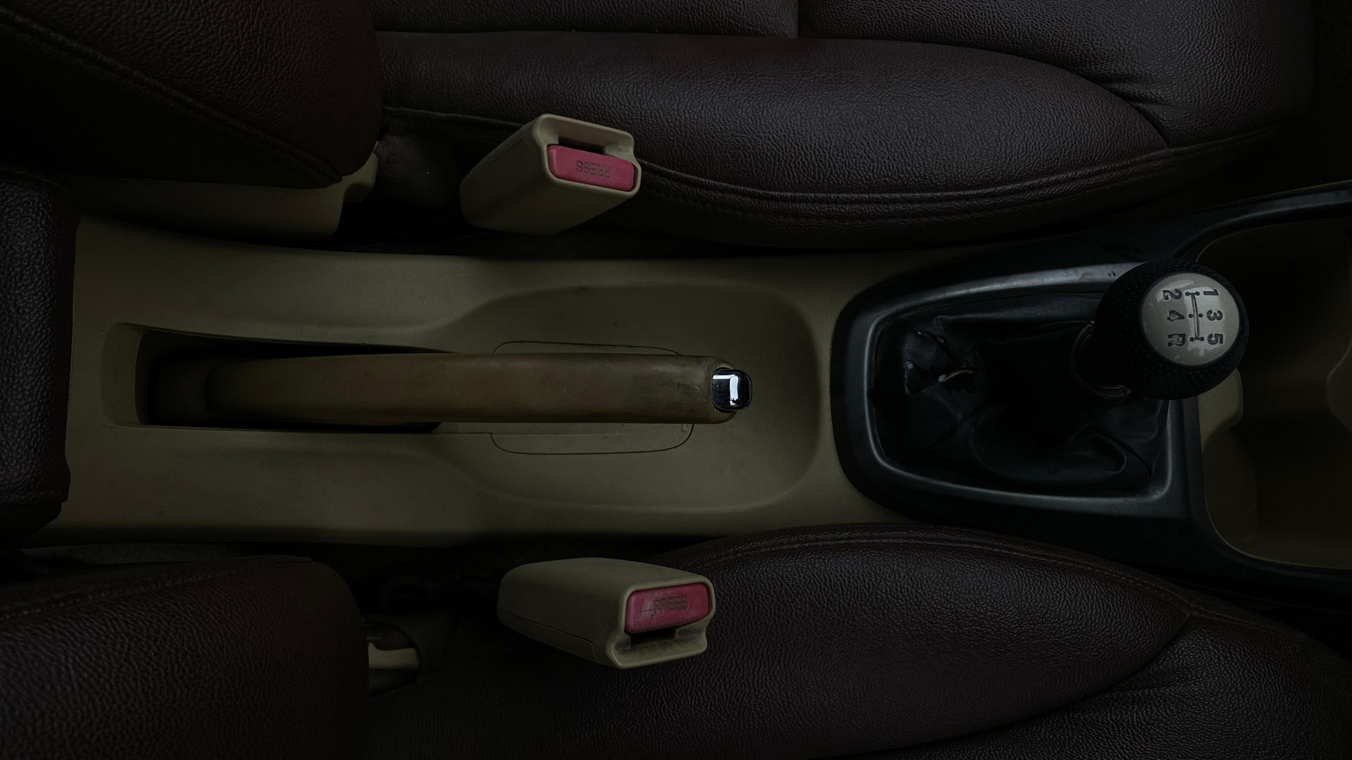 View 2013 Honda City ZX MT Diesel Anniversary Edition Image 37 Used 2013 Honda City ZX MT Diesel Anniversary Edition Image 37