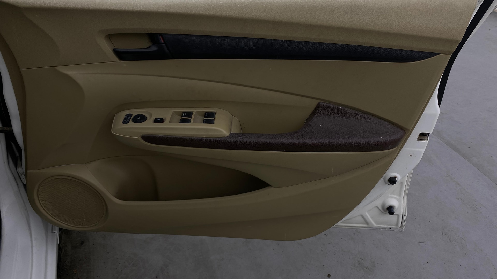 View 2013 Honda City ZX MT Diesel Anniversary Edition Image 32 Used 2013 Honda City ZX MT Diesel Anniversary Edition Image 32
