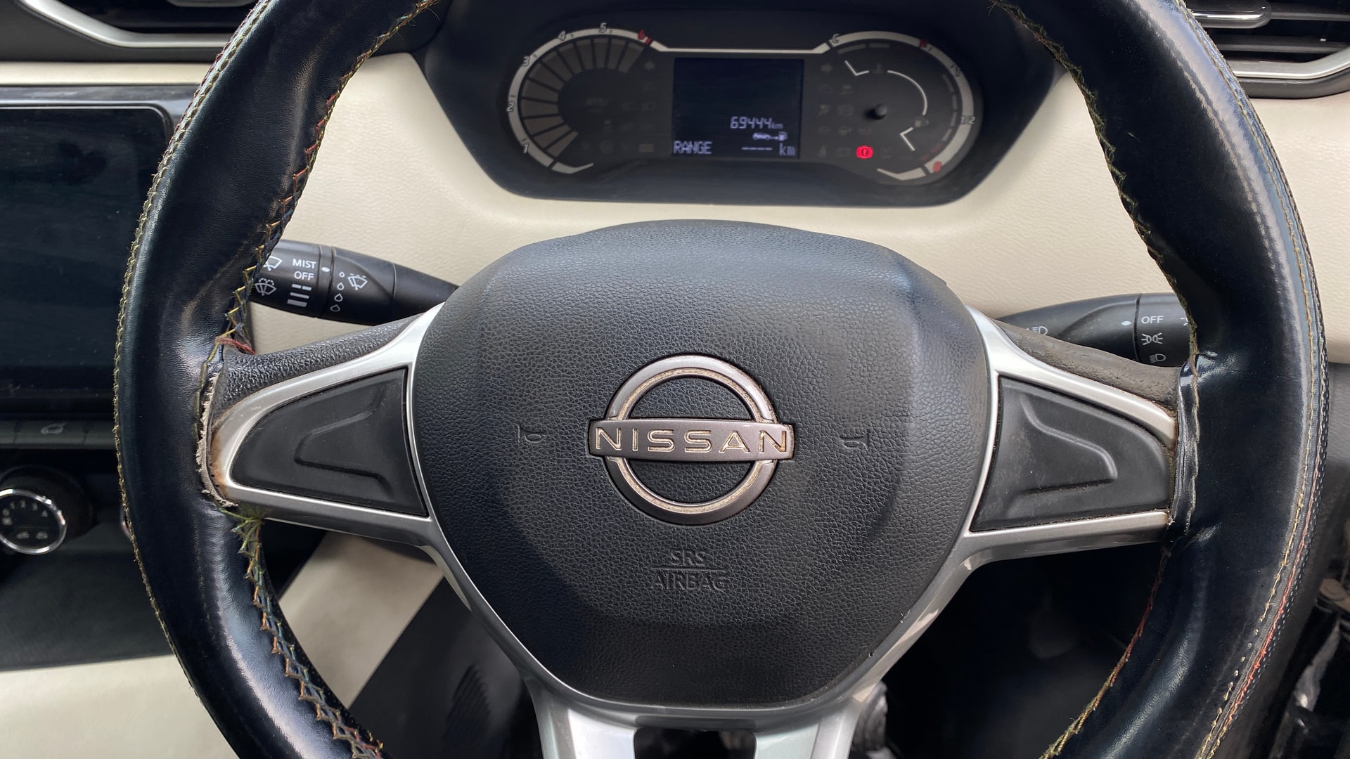 View 2024 Nissan Magnite XE Image 3 Used 2024 Nissan Magnite XE Image 3