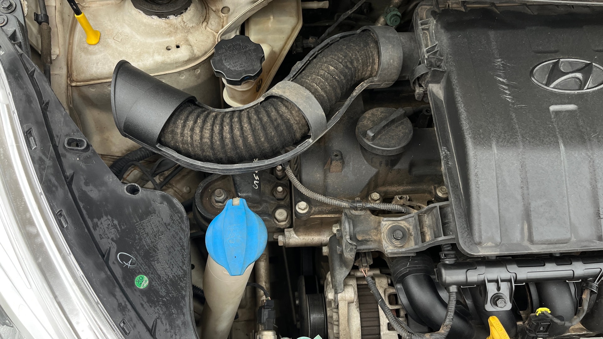 View 2015 Hyundai Xcent S Petrol Image 3 Used 2015 Hyundai Xcent S Petrol Image 3