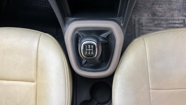 View Hyundai Xcent Image 37 Used Hyundai Xcent Image 37