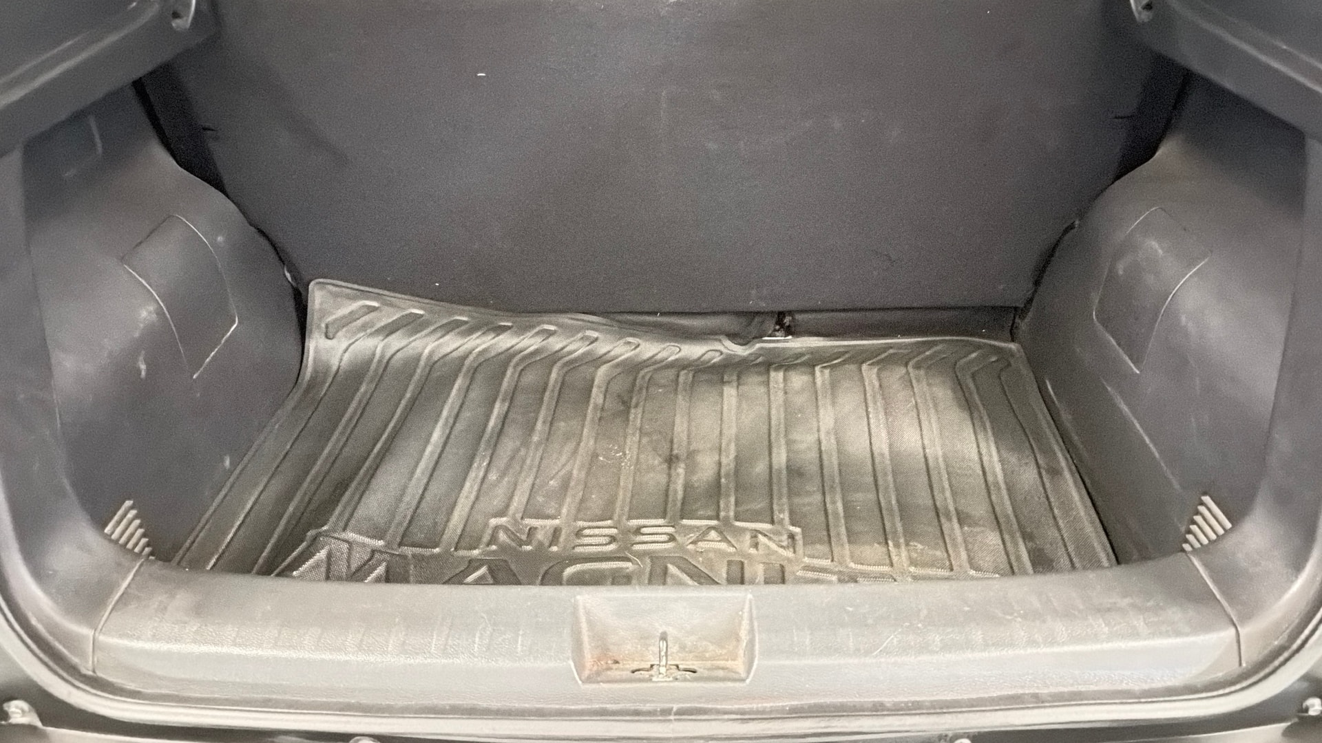 View 2022 Nissan Magnite XE Image 10 Used 2022 Nissan Magnite XE Image 10