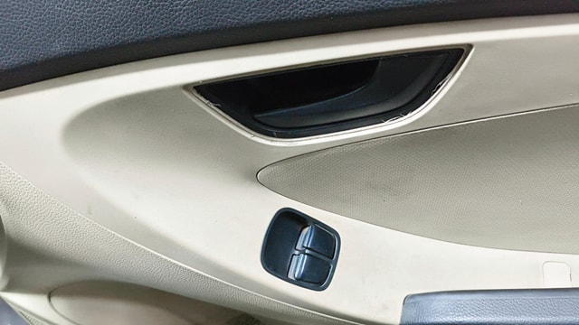 View Hyundai EON Image 32 Used Hyundai EON Image 32