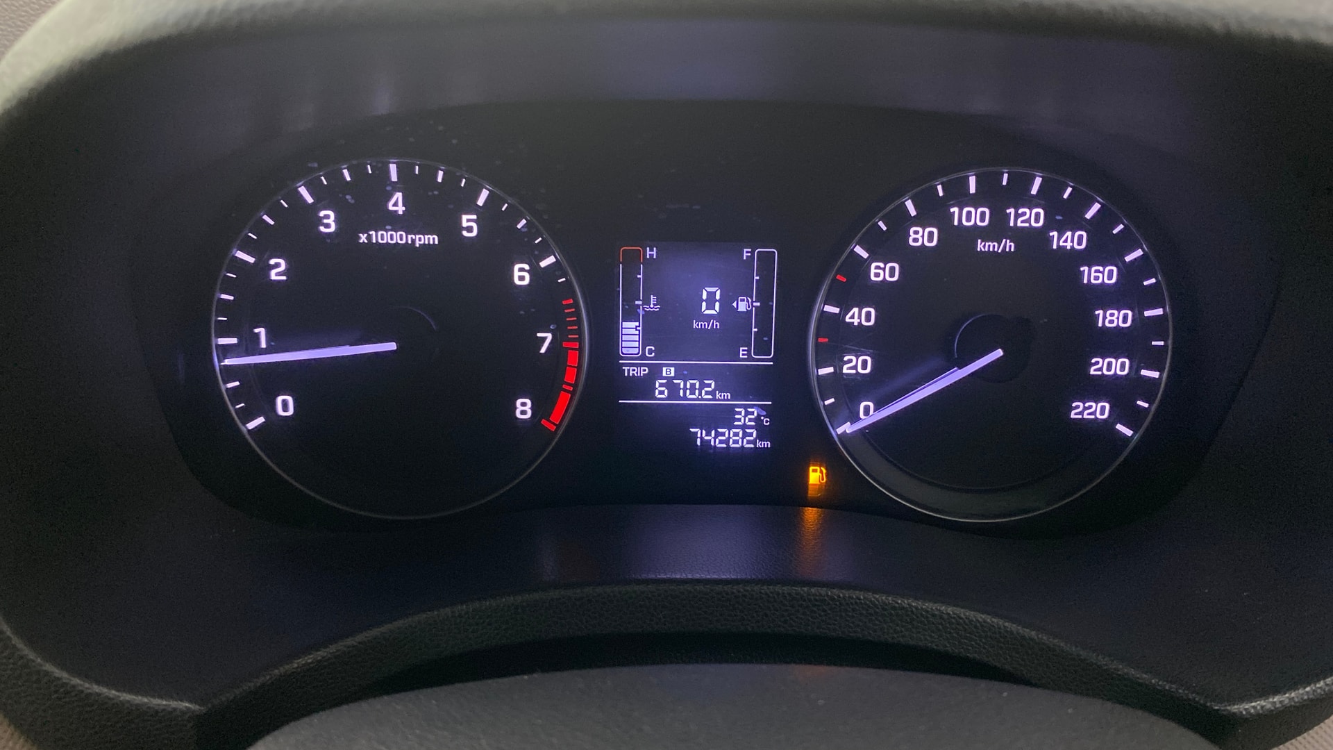 View 2016 Hyundai Creta 1.6 SX Plus Petrol Image 35 Used 2016 Hyundai Creta 1.6 SX Plus Petrol Image 35