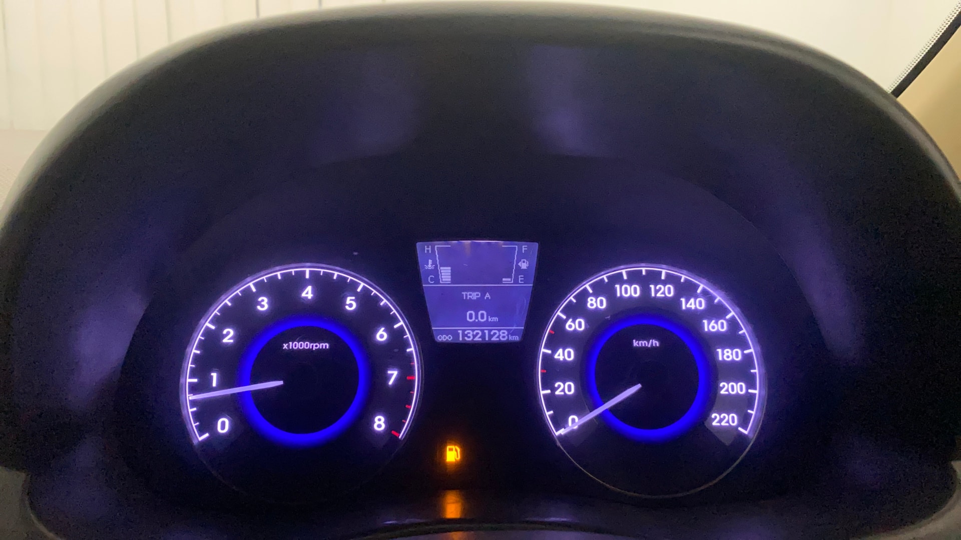 View 2014 Hyundai Fluidic Verna 1.6 VTVT SX Image 34 Used 2014 Hyundai Fluidic Verna 1.6 VTVT SX Image 34