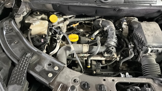View Nissan Magnite Image 4 Used Nissan Magnite Image 4