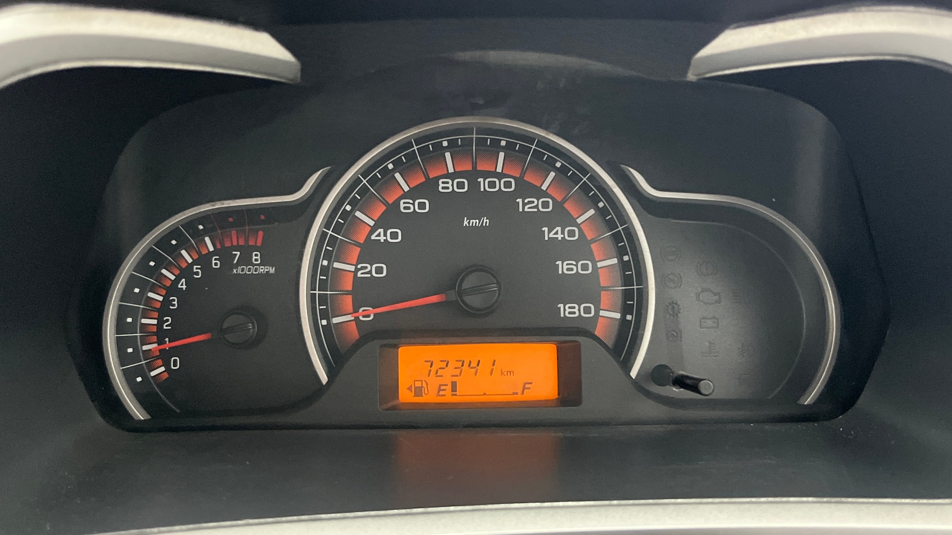 View 2015 Maruti Suzuki Alto K10 LX Image 33 Used 2015 Maruti Suzuki Alto K10 LX Image 33