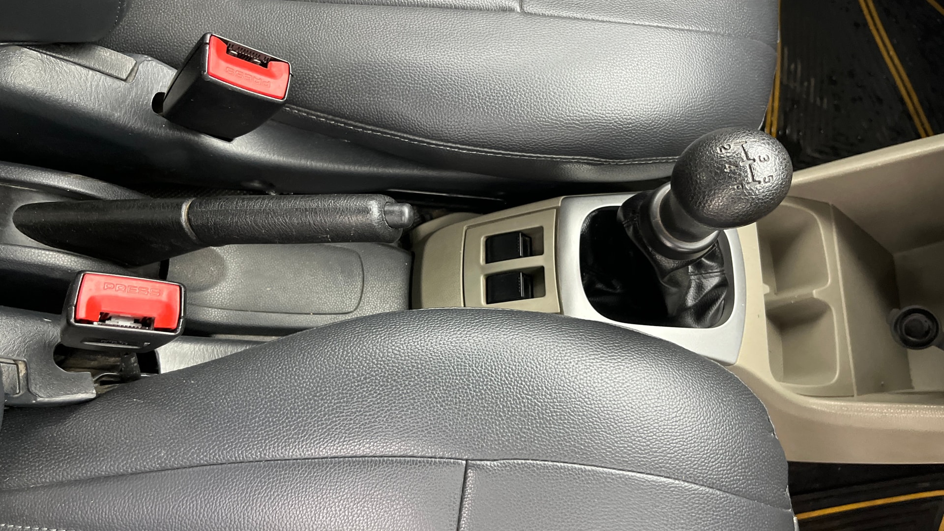 View 2015 Maruti Suzuki Alto K10 LX Image 37 Used 2015 Maruti Suzuki Alto K10 LX Image 37