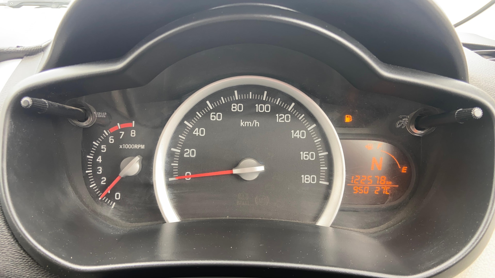 View 2016 Maruti Suzuki 1000 Base Variant Image 33 Used 2016 Maruti Suzuki 1000 Base Variant Image 33