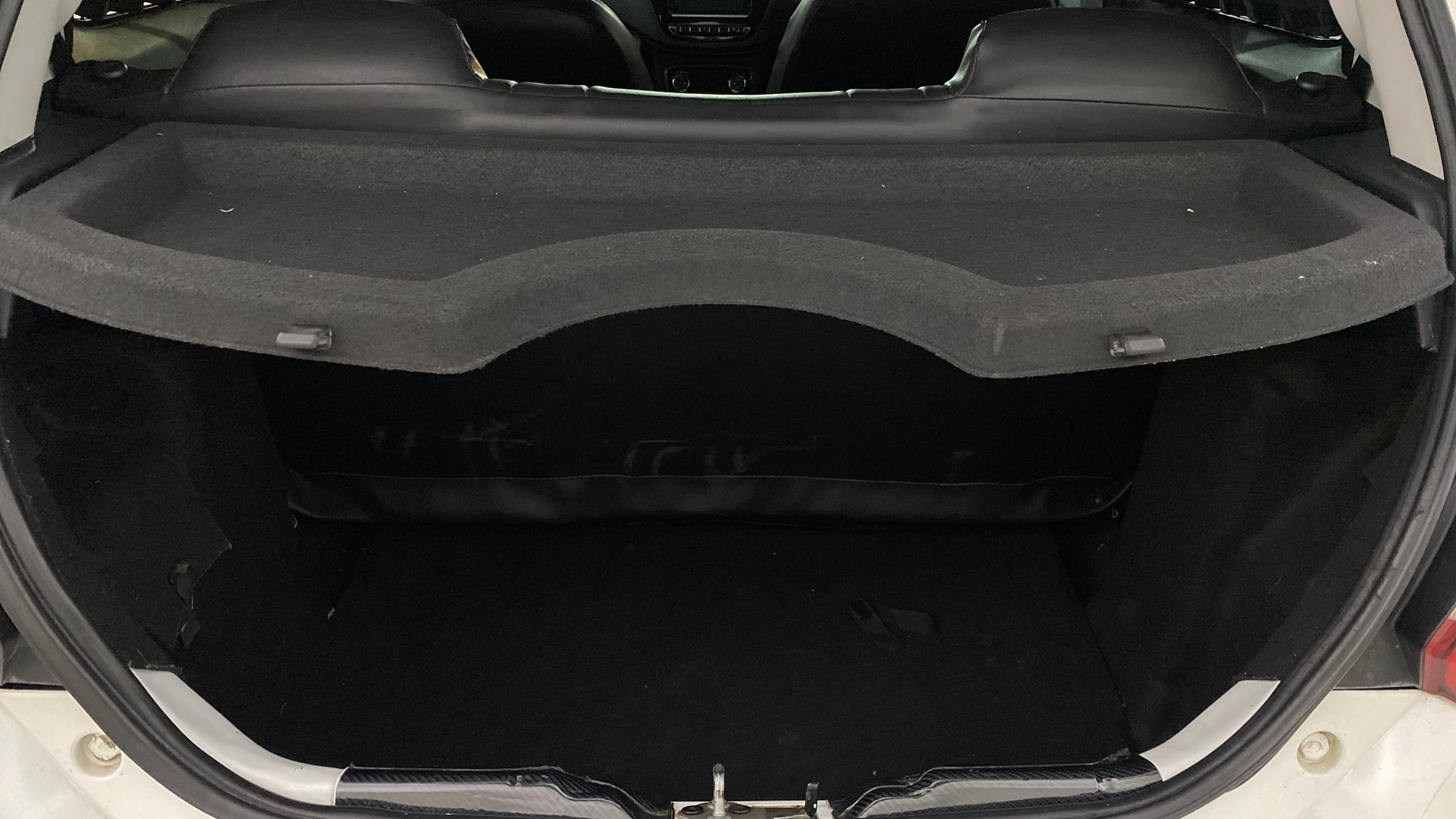 View 2021 Tata Tiago Revotorq XB Image 10 Used 2021 Tata Tiago Revotorq XB Image 10