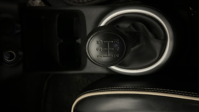 View Maruti Suzuki 1000 Image 38 Used Maruti Suzuki 1000 Image 38