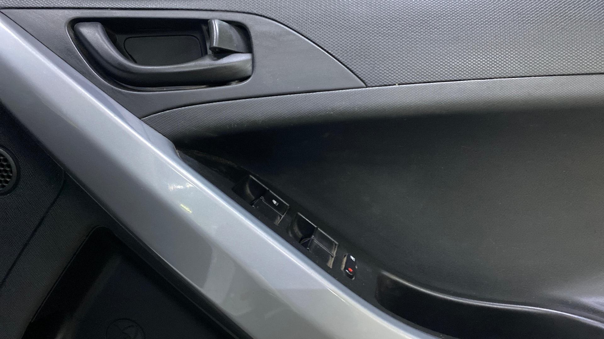 View 2021 Tata Nexon Revotorq XM Image 32 Used 2021 Tata Nexon Revotorq XM Image 32