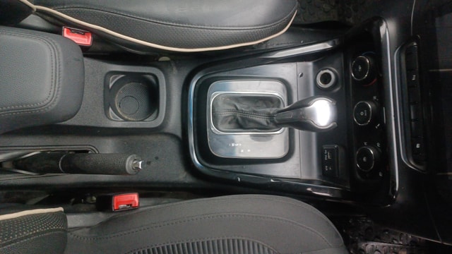 View Tata Hexa Image 41 Used Tata Hexa Image 41