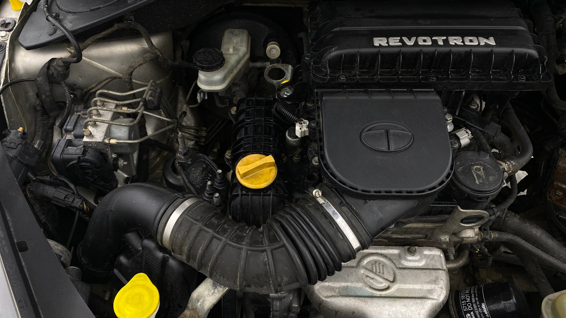 View 2018 Tata Tigor XZ (O) Petrol Image 3 Used 2018 Tata Tigor XZ (O) Petrol Image 3