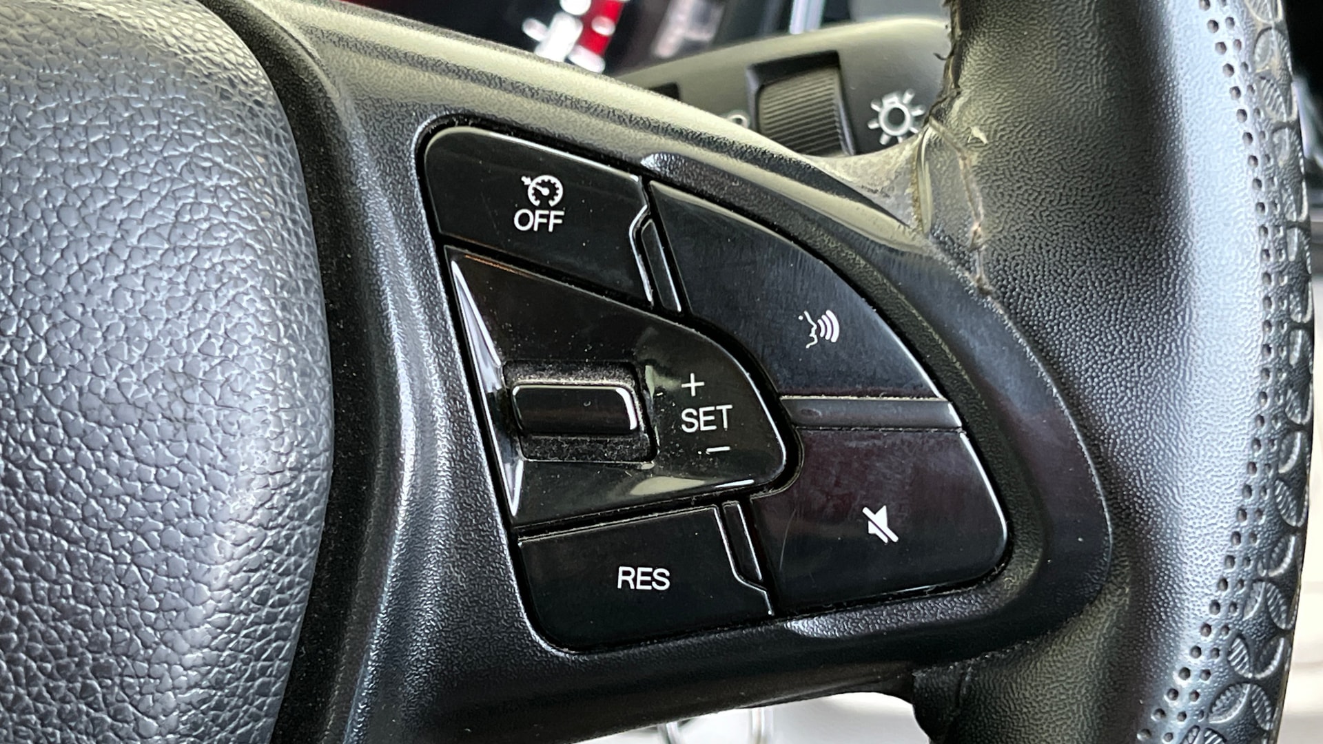 Used 2024 Mahindra XUV 3XO Used 2024 Mahindra XUV 3XO