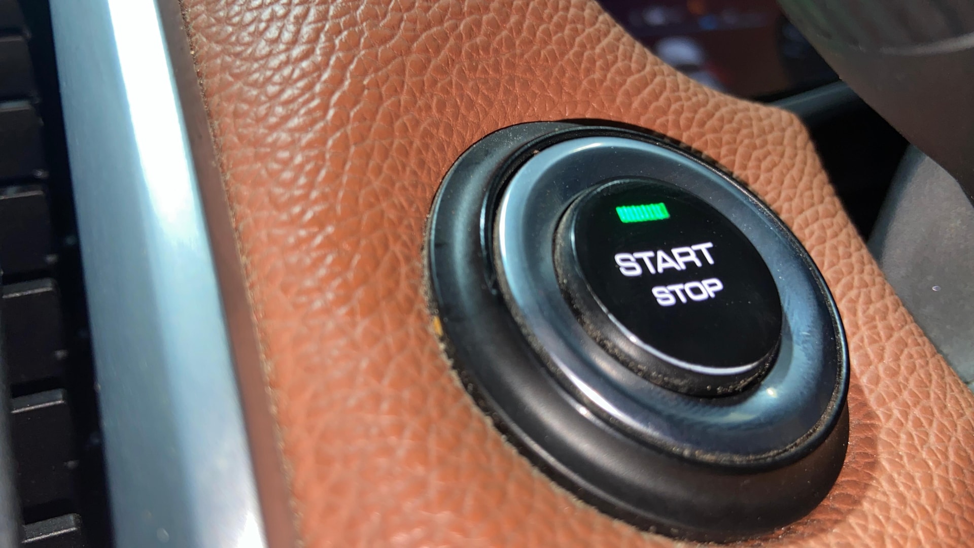 View 2021 MG Hector Plus Sharp CVT Petrol Image 42 Used 2021 MG Hector Plus Sharp CVT Petrol Image 42