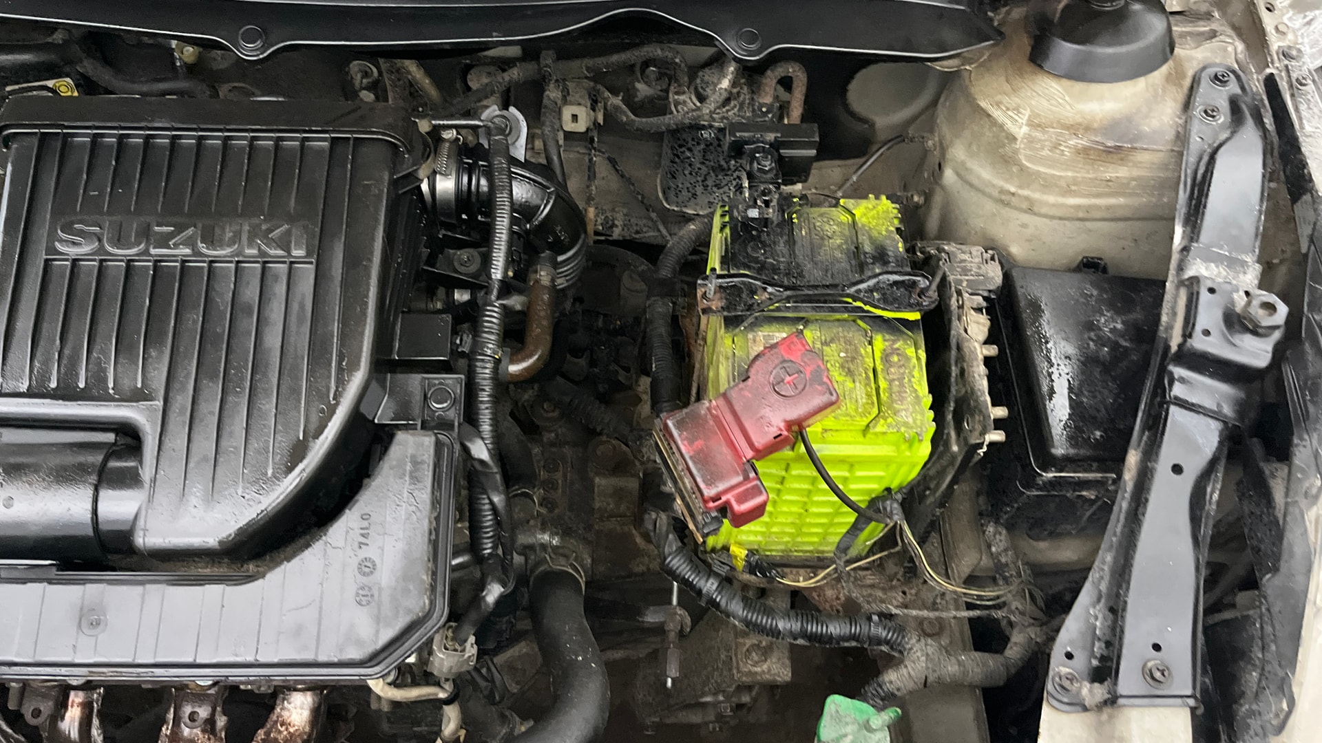 View 2016 Maruti Suzuki 1000 Base Variant Image 13 Used 2016 Maruti Suzuki 1000 Base Variant Image 13