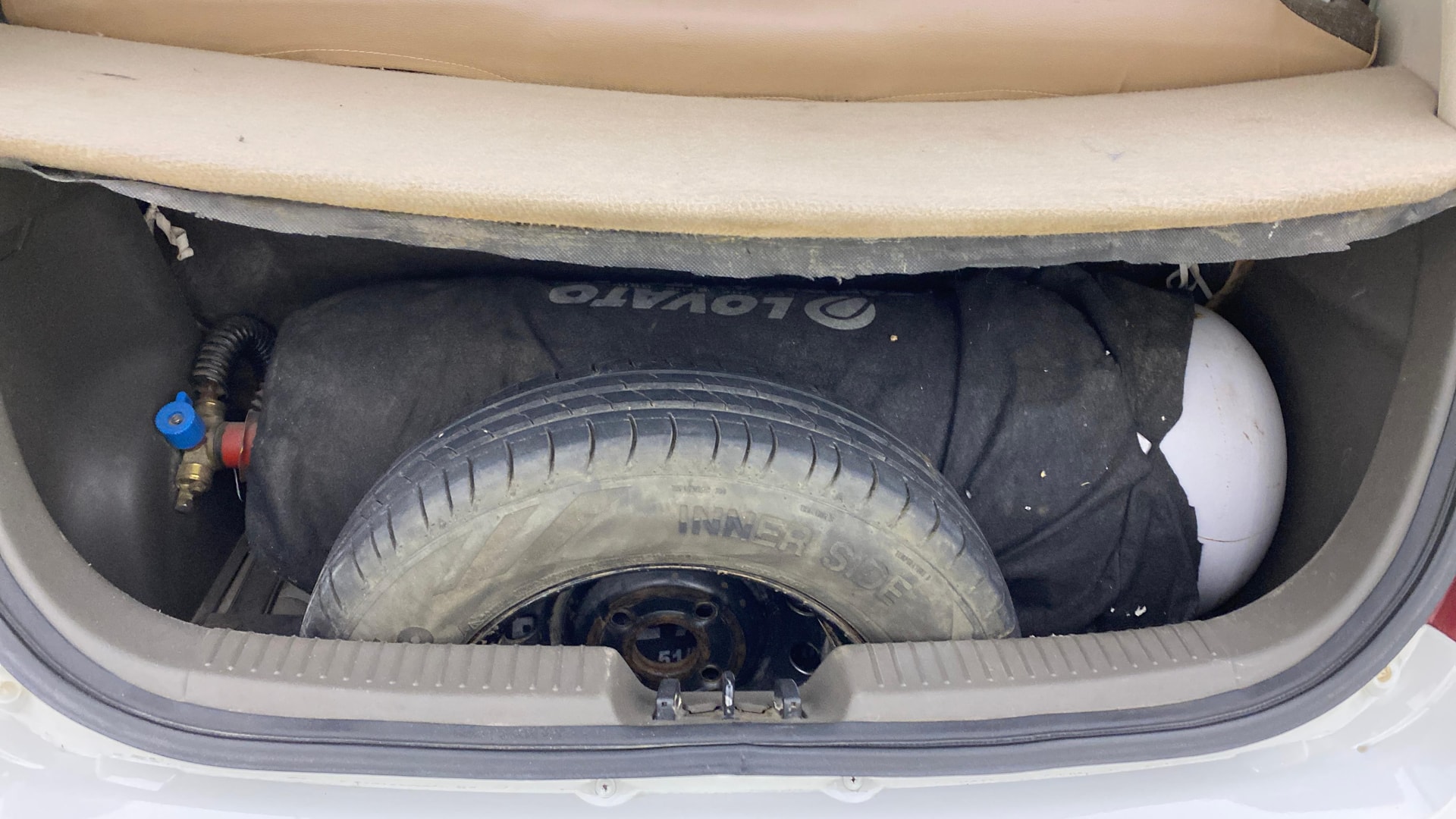 View 2017 Hyundai i10 1.1 Magna Image 10 Used 2017 Hyundai i10 1.1 Magna Image 10