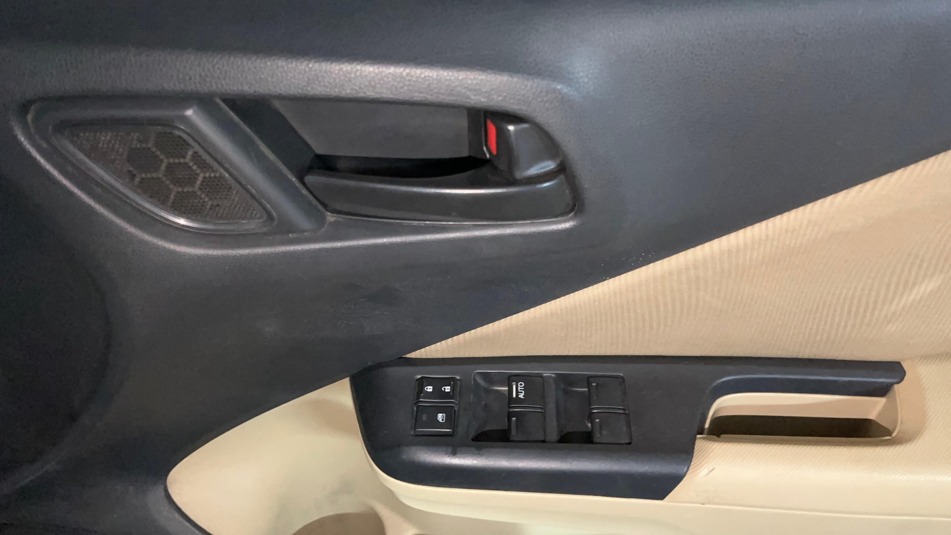 View 2014 Honda City ZX MT Diesel Anniversary Edition Image 37 Used 2014 Honda City ZX MT Diesel Anniversary Edition Image 37