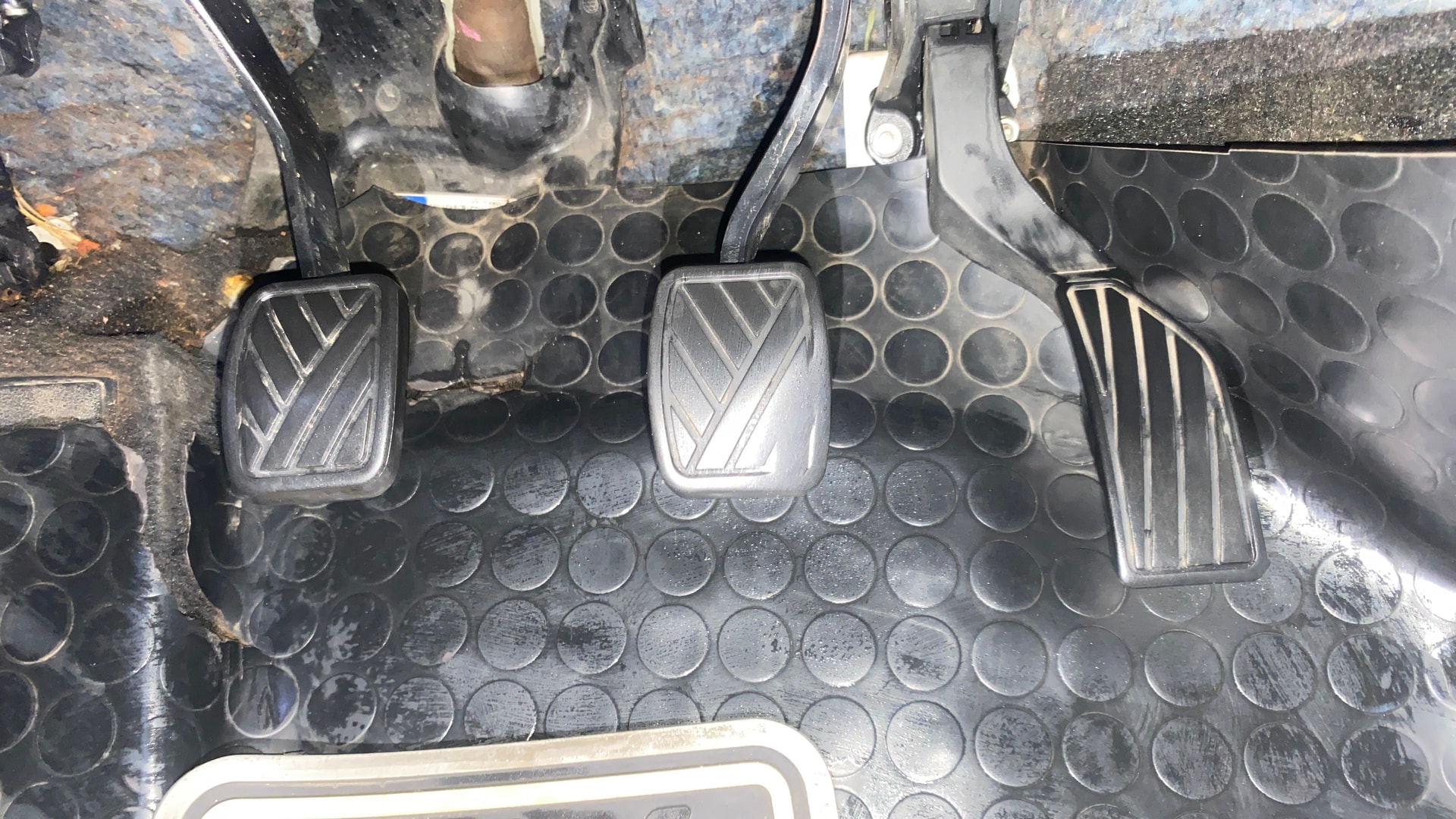 View 2021 Maruti Suzuki 1000 Base Variant Image 29 Used 2021 Maruti Suzuki 1000 Base Variant Image 29
