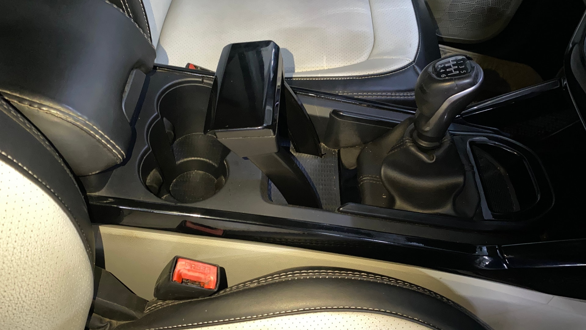 Used 2022 Tata Safari Used 2022 Tata Safari