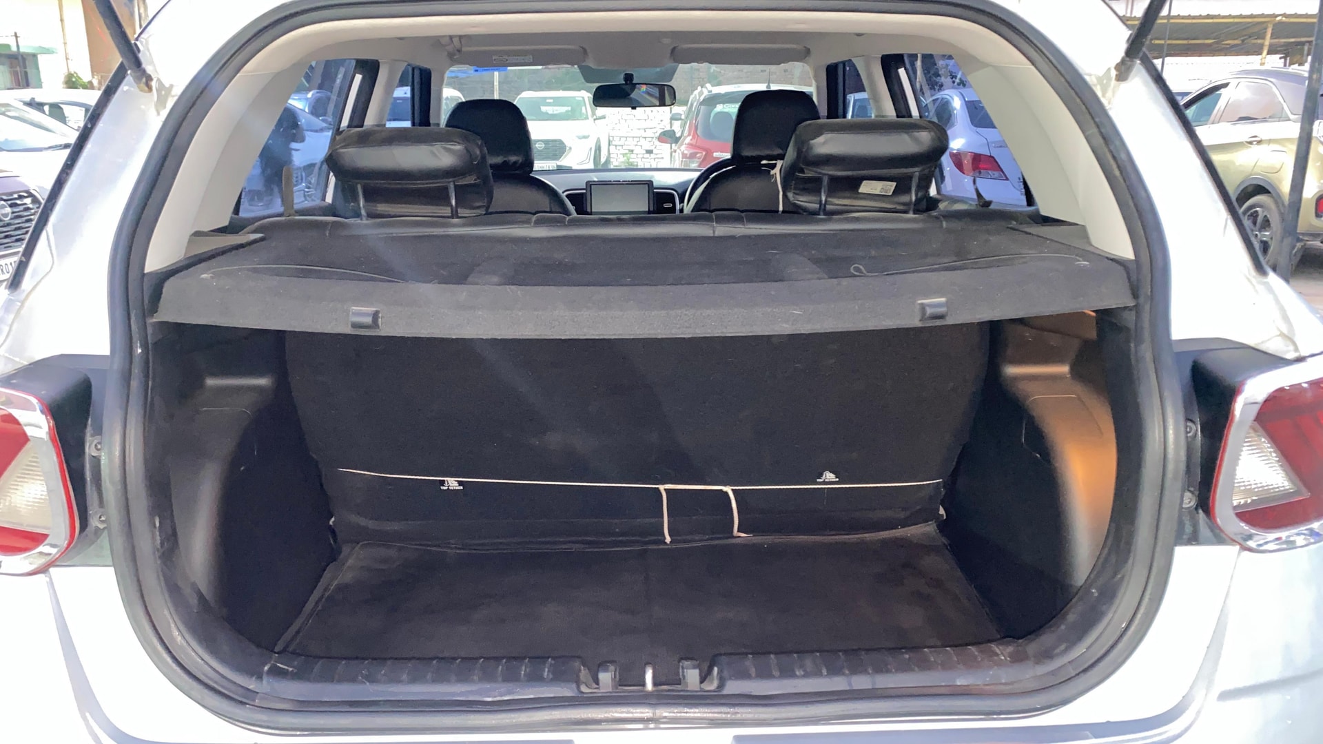 View 2021 Hyundai Venue S Plus 1.2 Petrol Image 6 Used 2021 Hyundai Venue S Plus 1.2 Petrol Image 6