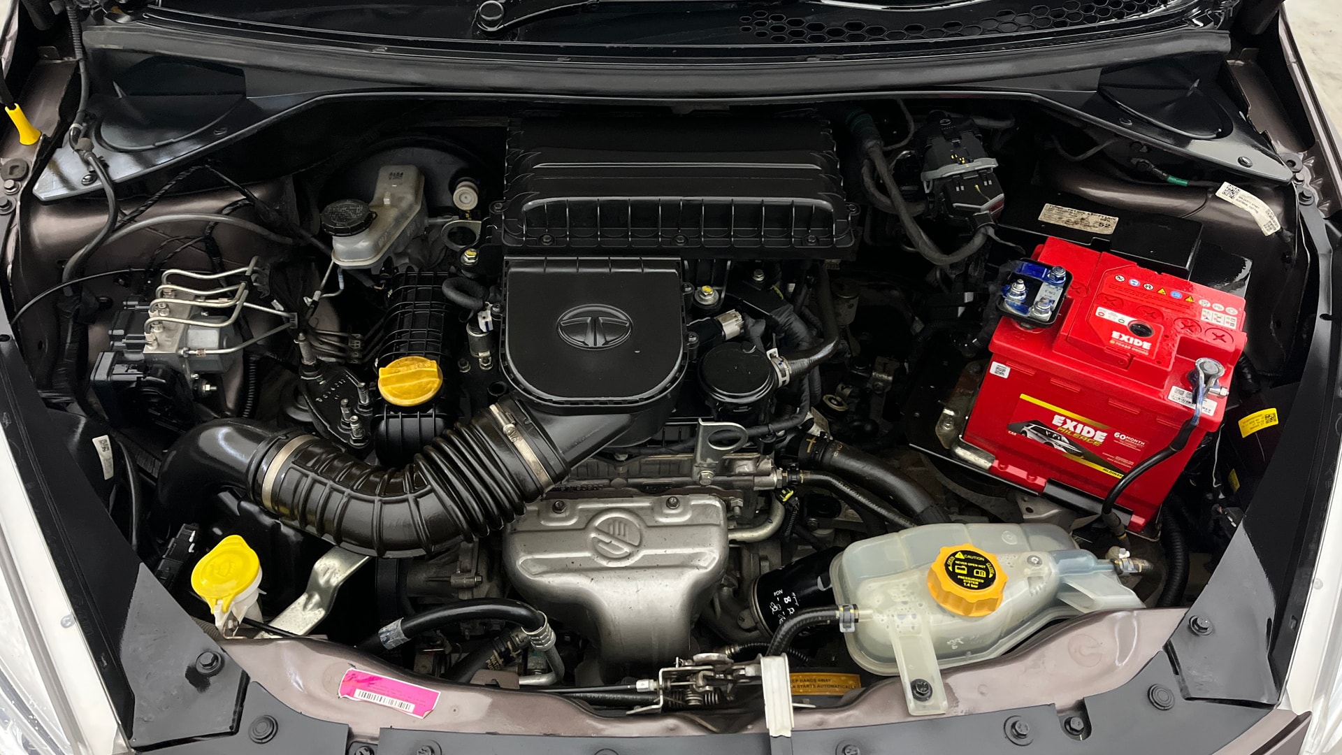 View 2019 Tata Tiago Revotorq XB Image 41 Used 2019 Tata Tiago Revotorq XB Image 41