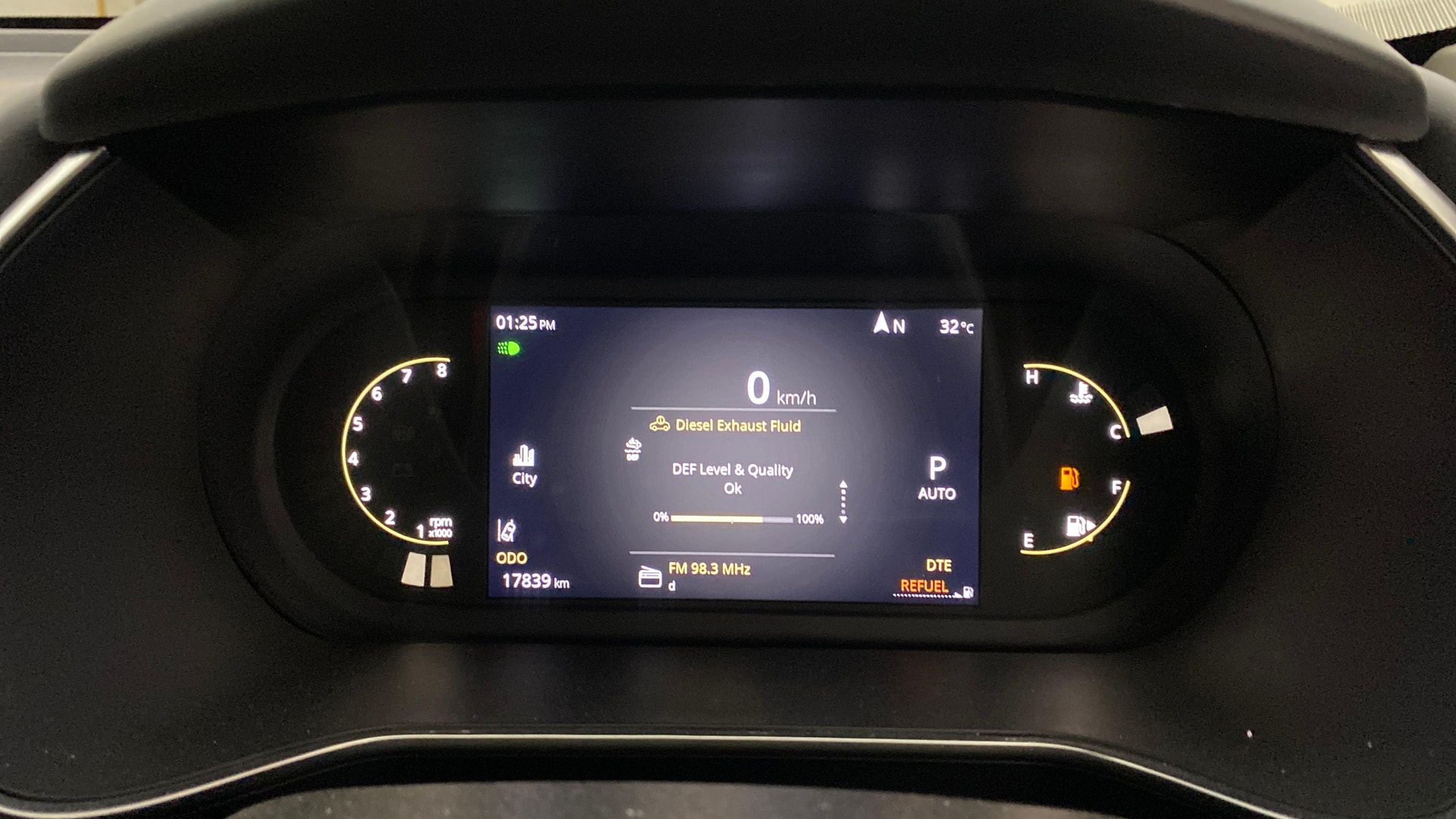 Used 2023 Tata Safari Used 2023 Tata Safari