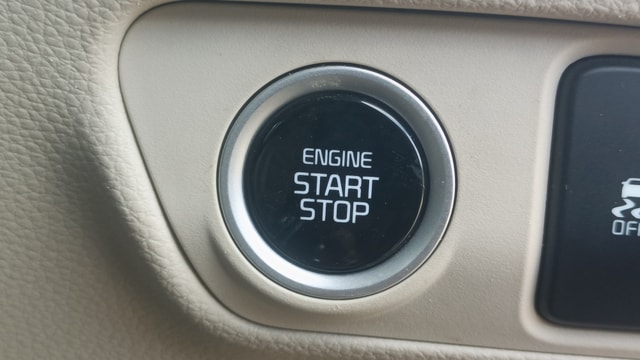 View Kia Carens Image 41 Used Kia Carens Image 41