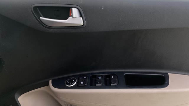View Hyundai Grand i10 Image 32 Used Hyundai Grand i10 Image 32