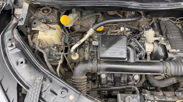 View Nissan Magnite Image 3 Used Nissan Magnite Image 3