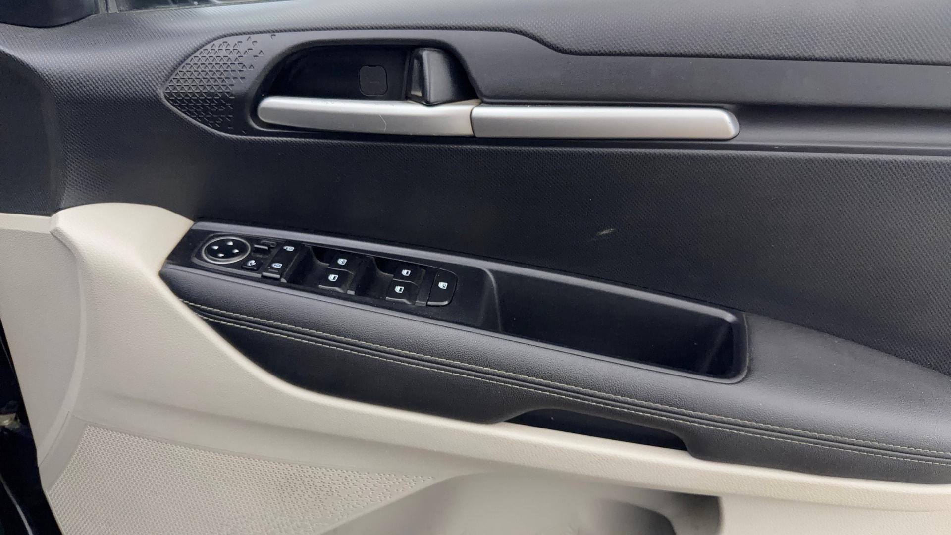 Used 2022 Kia Sonet Used 2022 Kia Sonet