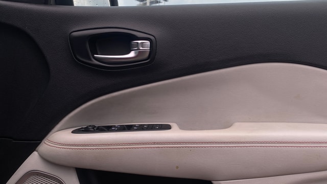 View Jeep Compass Image 34 Used Jeep Compass Image 34