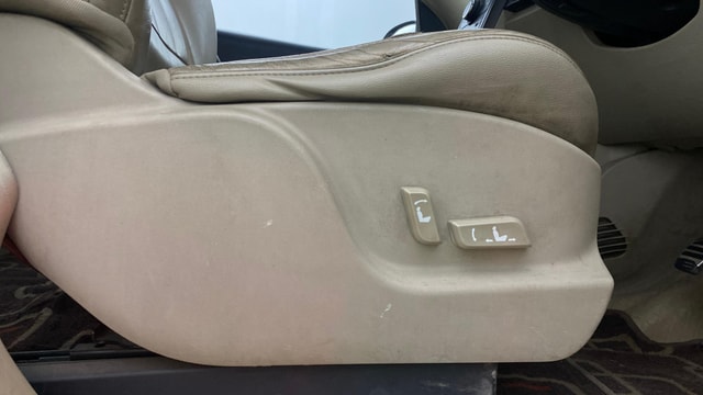 View Mahindra XUV500 Image 19 Used Mahindra XUV500 Image 19