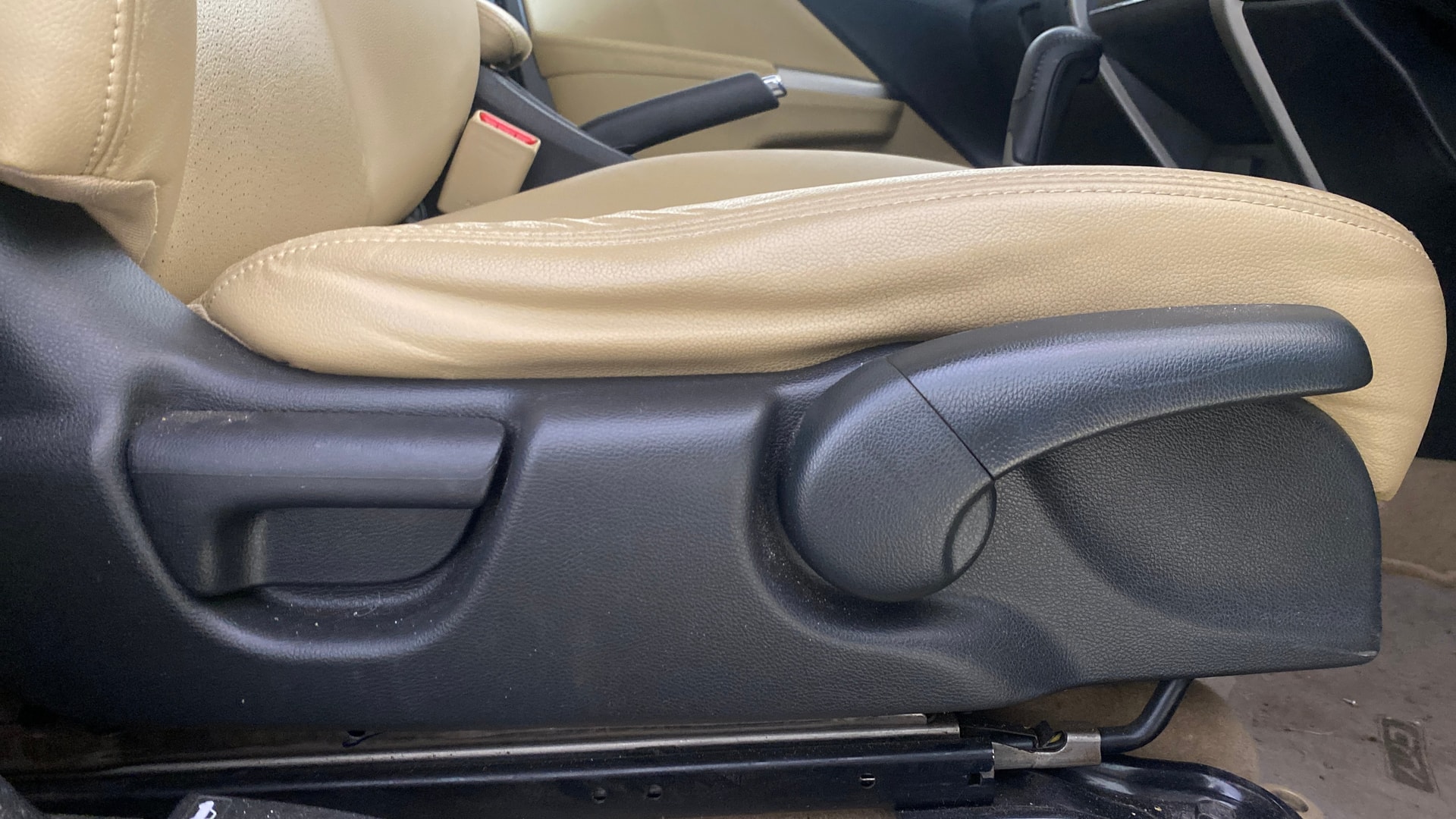 View 2018 Honda City ZX CVT Image 19 Used 2018 Honda City ZX CVT Image 19