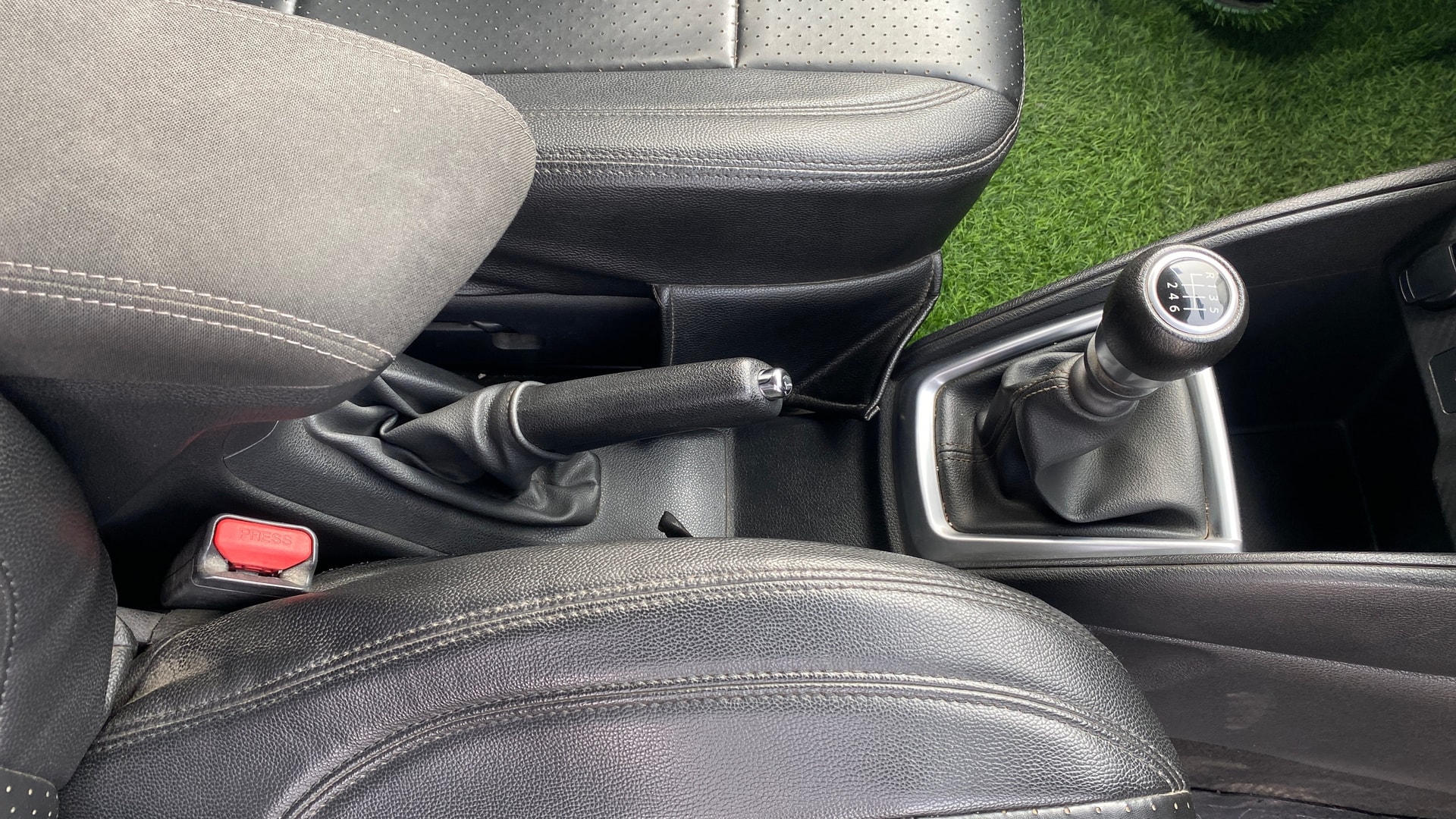 Used 2020 Nissan Kicks Used 2020 Nissan Kicks