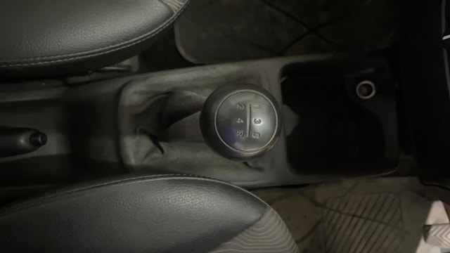 View Hyundai EON Image 37 Used Hyundai EON Image 37