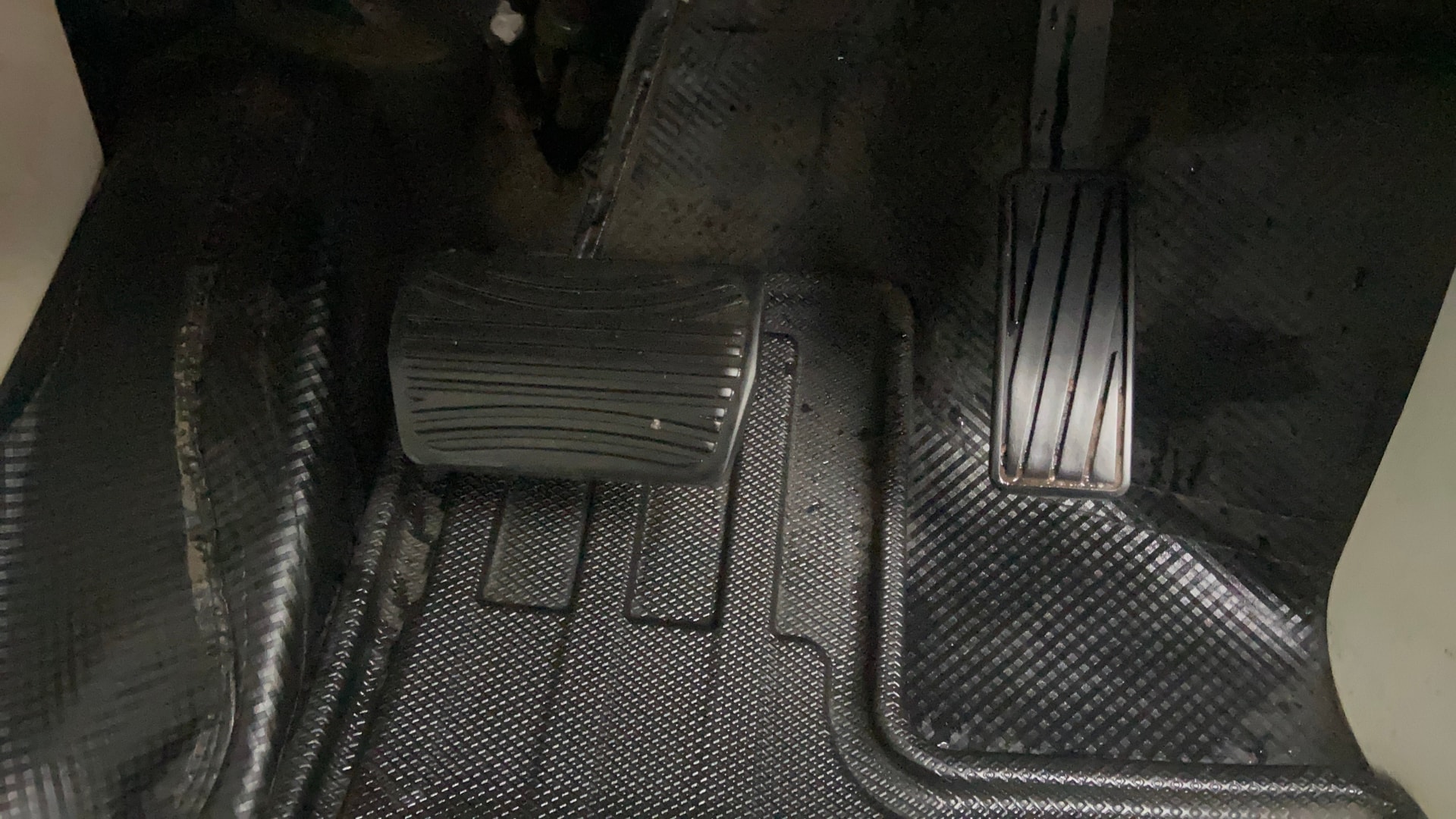 View 2024 Mahindra XUV 3XO AX5L 1.2 TGDi AT Image 29 Used 2024 Mahindra XUV 3XO AX5L 1.2 TGDi AT Image 29