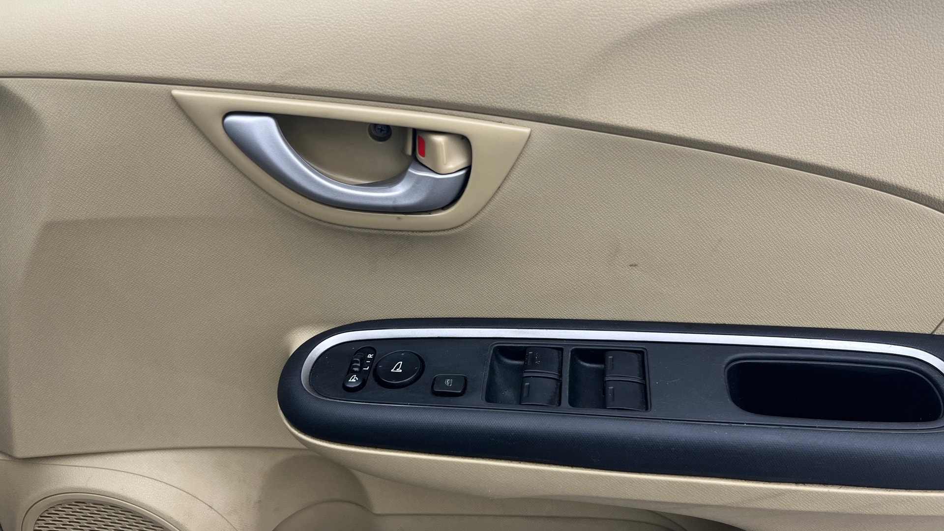 Used 2016 Honda Amaze Used 2016 Honda Amaze