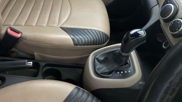 View Hyundai Grand i10 Image 38 Used Hyundai Grand i10 Image 38