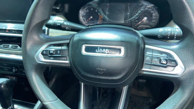 View Jeep Compass Image 3 Used Jeep Compass Image 3