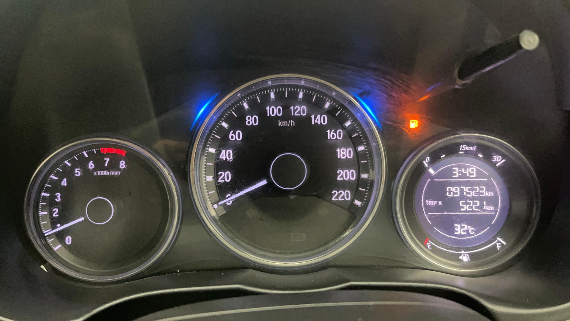 View 2017 Honda City ZX MT Diesel Anniversary Edition Image 34 Used 2017 Honda City ZX MT Diesel Anniversary Edition Image 34