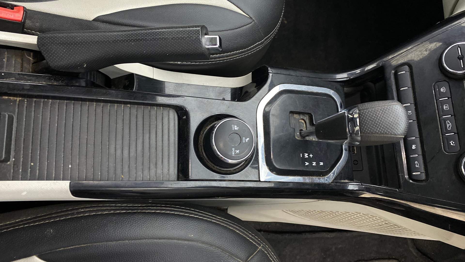 View 2023 Tata Nexon XZA Plus Diesel Image 39 Used 2023 Tata Nexon XZA Plus Diesel Image 39