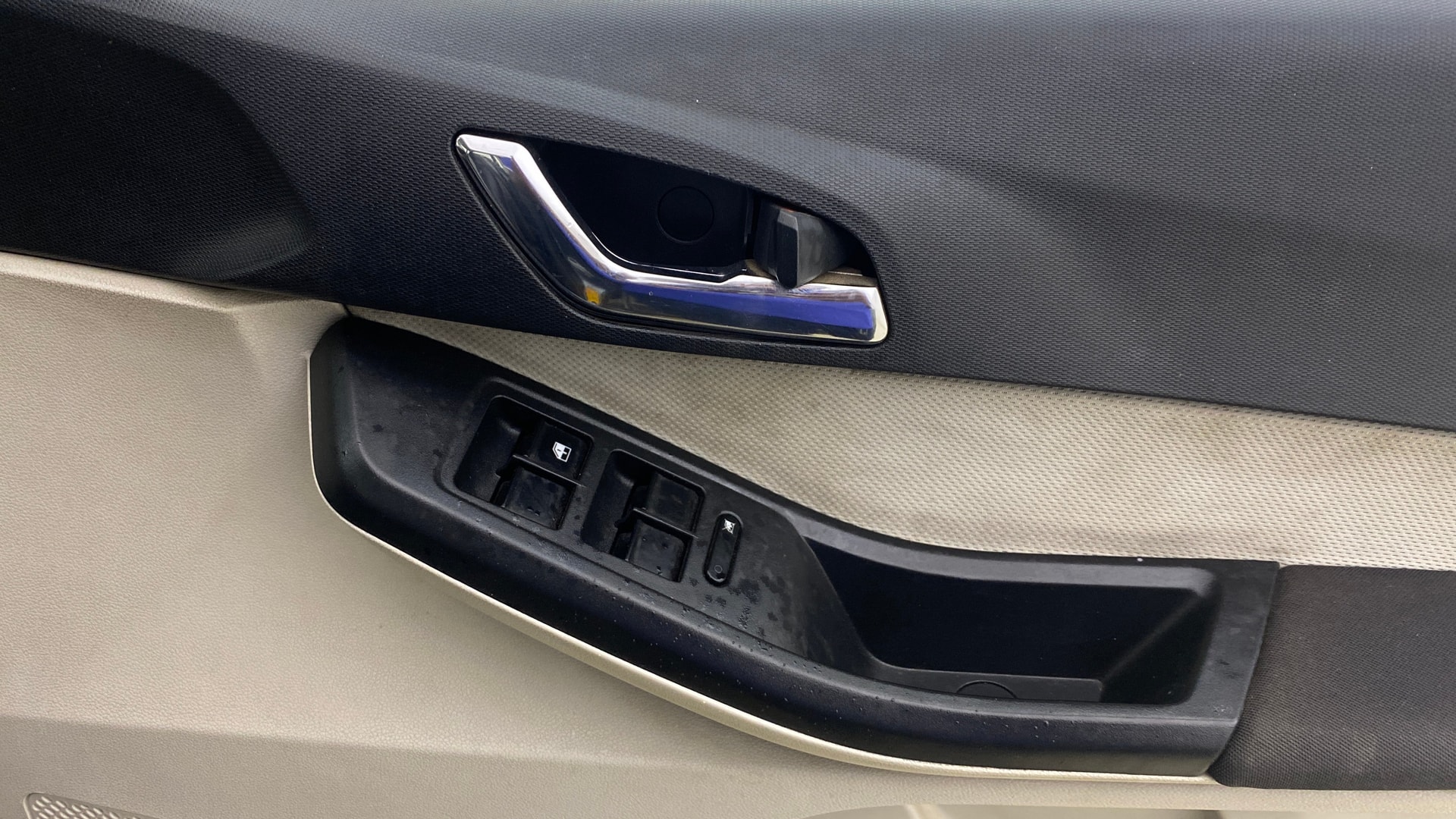 View 2023 Tata Tigor XE Diesel Image 33 Used 2023 Tata Tigor XE Diesel Image 33