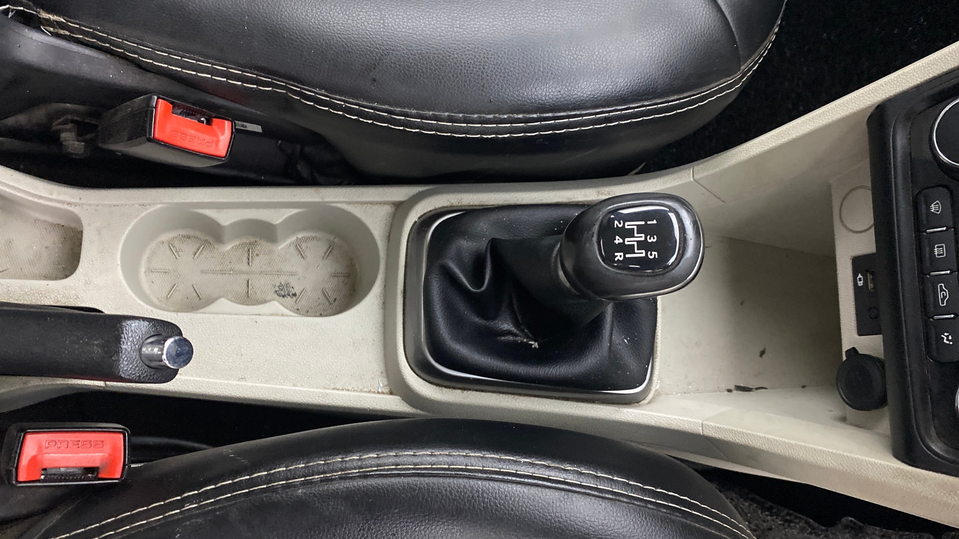 View 2023 Tata Tigor XE Diesel Image 39 Used 2023 Tata Tigor XE Diesel Image 39