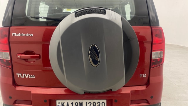 View Mahindra TUV300 Image 24 Used Mahindra TUV300 Image 24