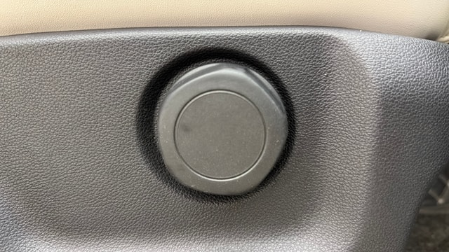 View Mahindra XUV700 Image 12 Used Mahindra XUV700 Image 12