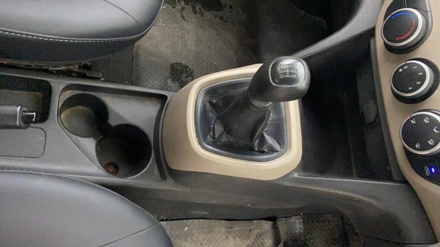 View Hyundai Grand i10 Image 37 Used Hyundai Grand i10 Image 37