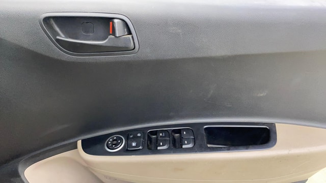 View Hyundai Grand i10 Image 32 Used Hyundai Grand i10 Image 32