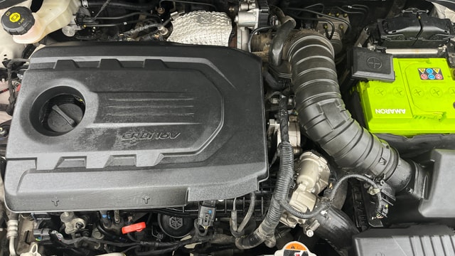 View Kia Carens Image 44 Used Kia Carens Image 44